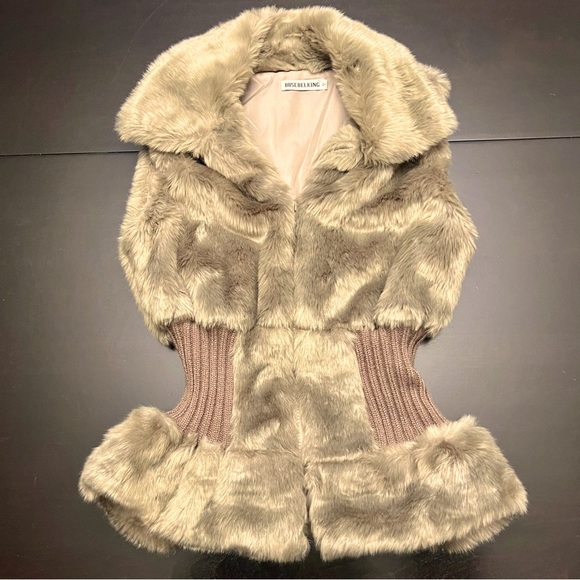 Gorgeous faux fur vest - Picture 4 of 13